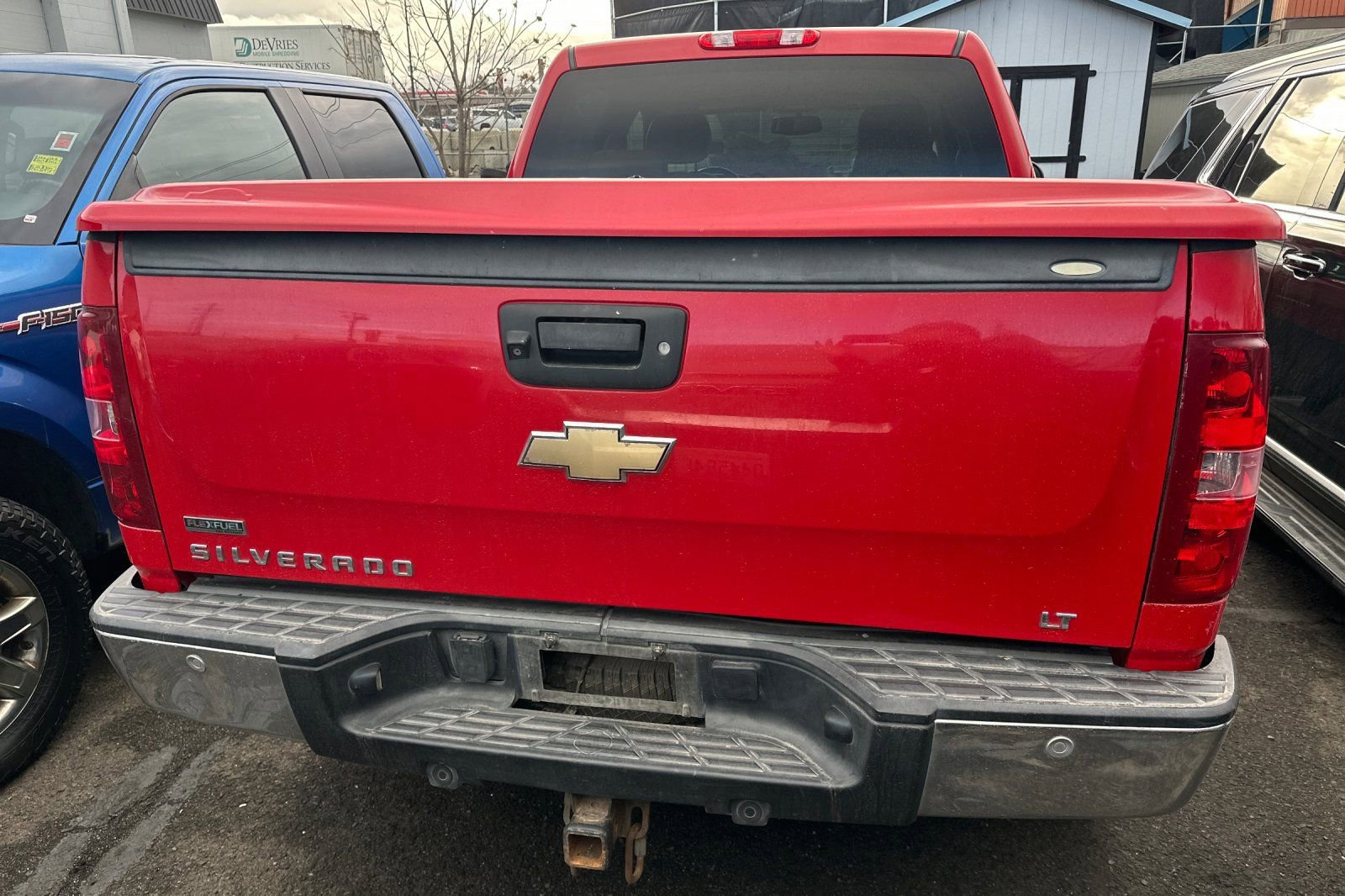 Used 2010 Chevrolet Silverado 1500 LT w/ Max Trailering Pack image 3