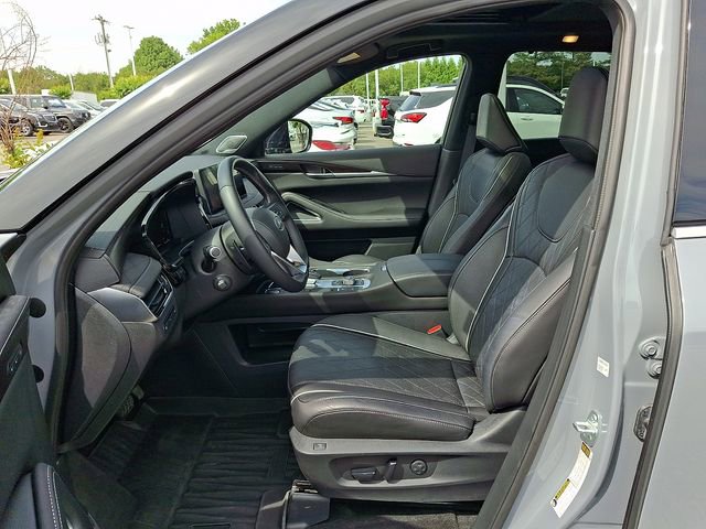 Used 2025 INFINITI QX60 Autograph w/ Cargo Package AWD/4WD image 11