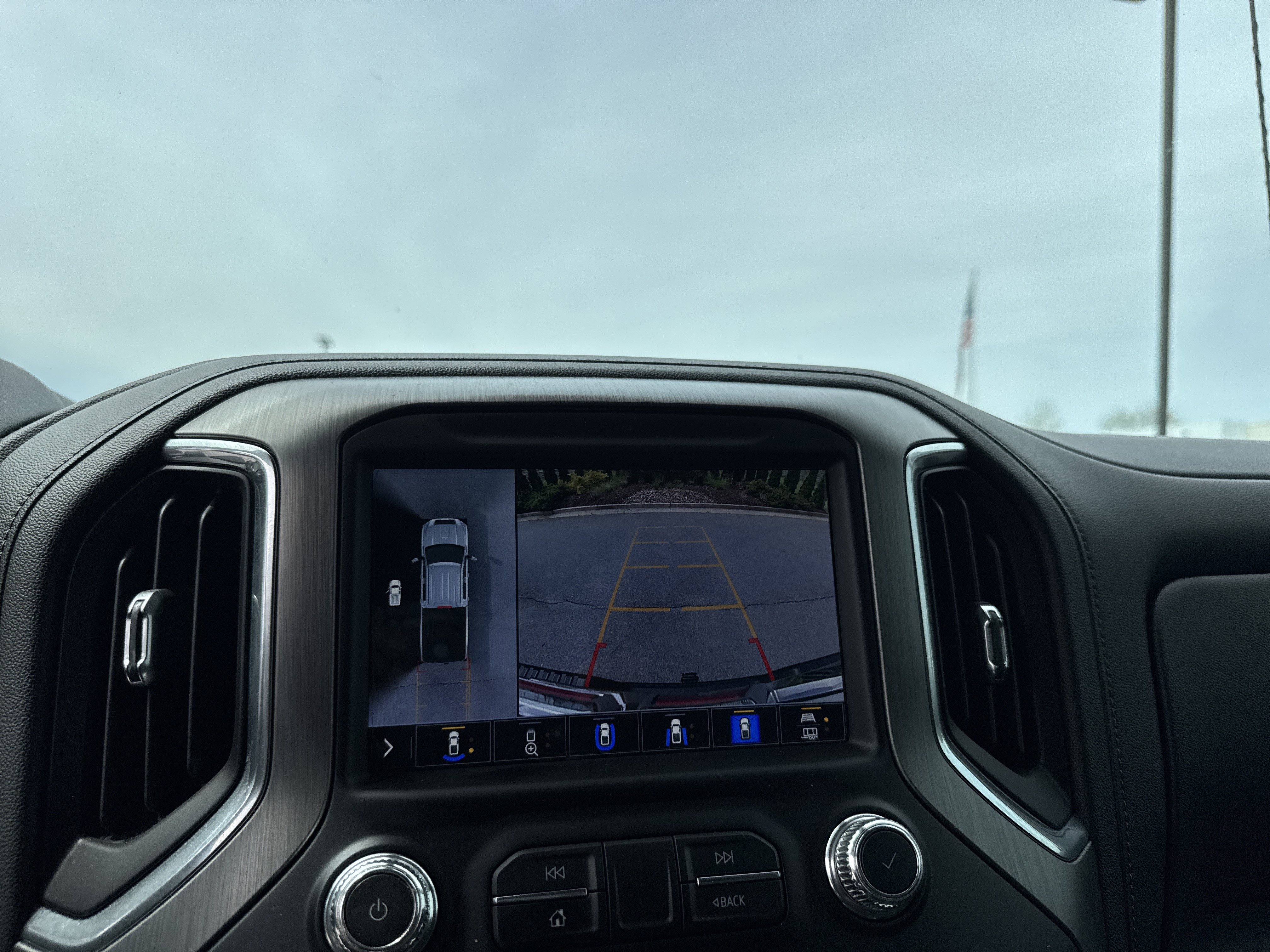 Used 2023 GMC Sierra 2500 Denali w/ Denali Ultimate Package image 25