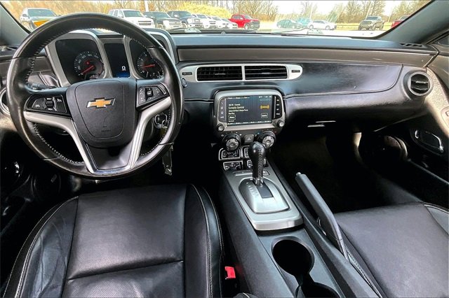 Used 2015 Chevrolet Camaro LT w/ RS Package image 7