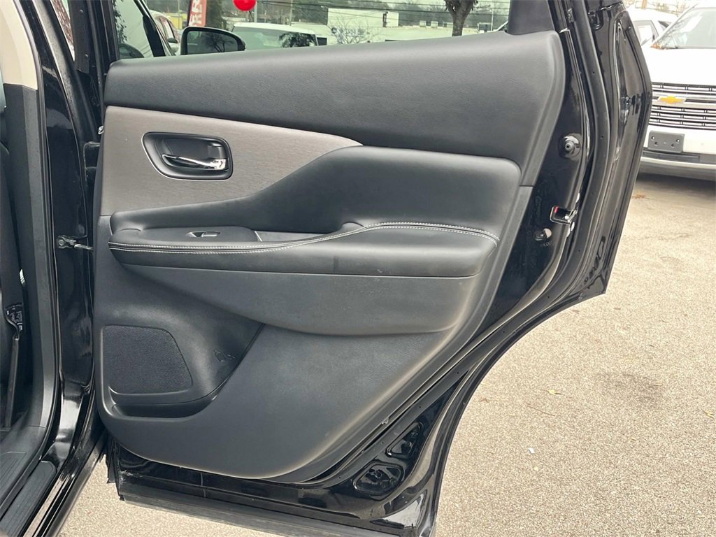 Used 2023 Nissan Murano SL w/ Cargo Package image 22