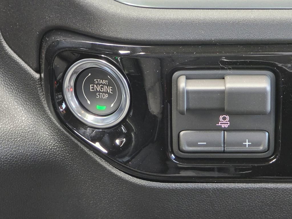 New 2026 GMC Sierra 3500 SLE w/ SLE Value Package image 29