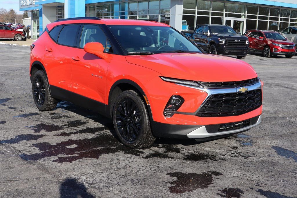 New 2026 Chevrolet Blazer LT w/ Convenience Package image 2