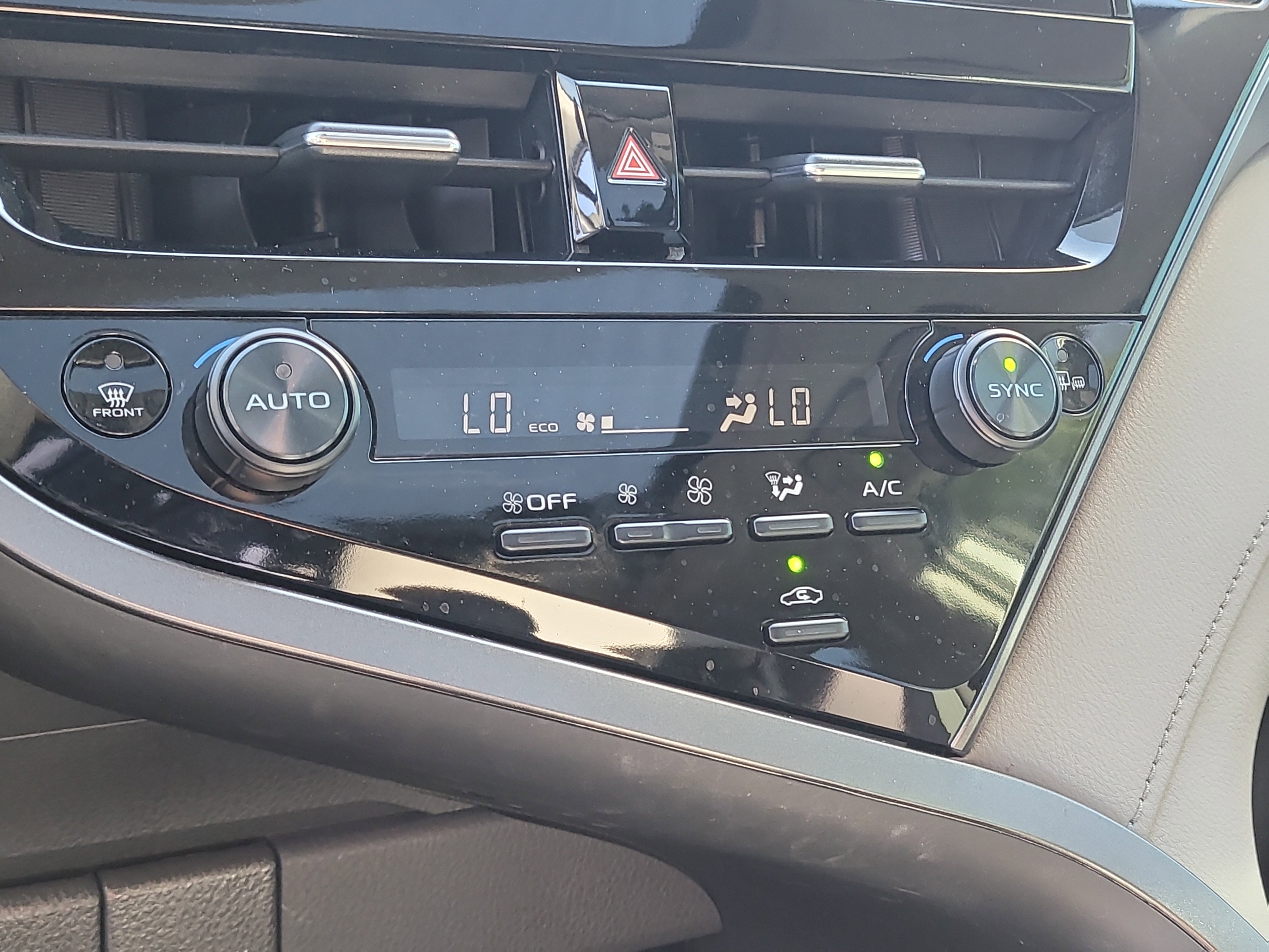 Certified 2024 Toyota Camry LE image 24