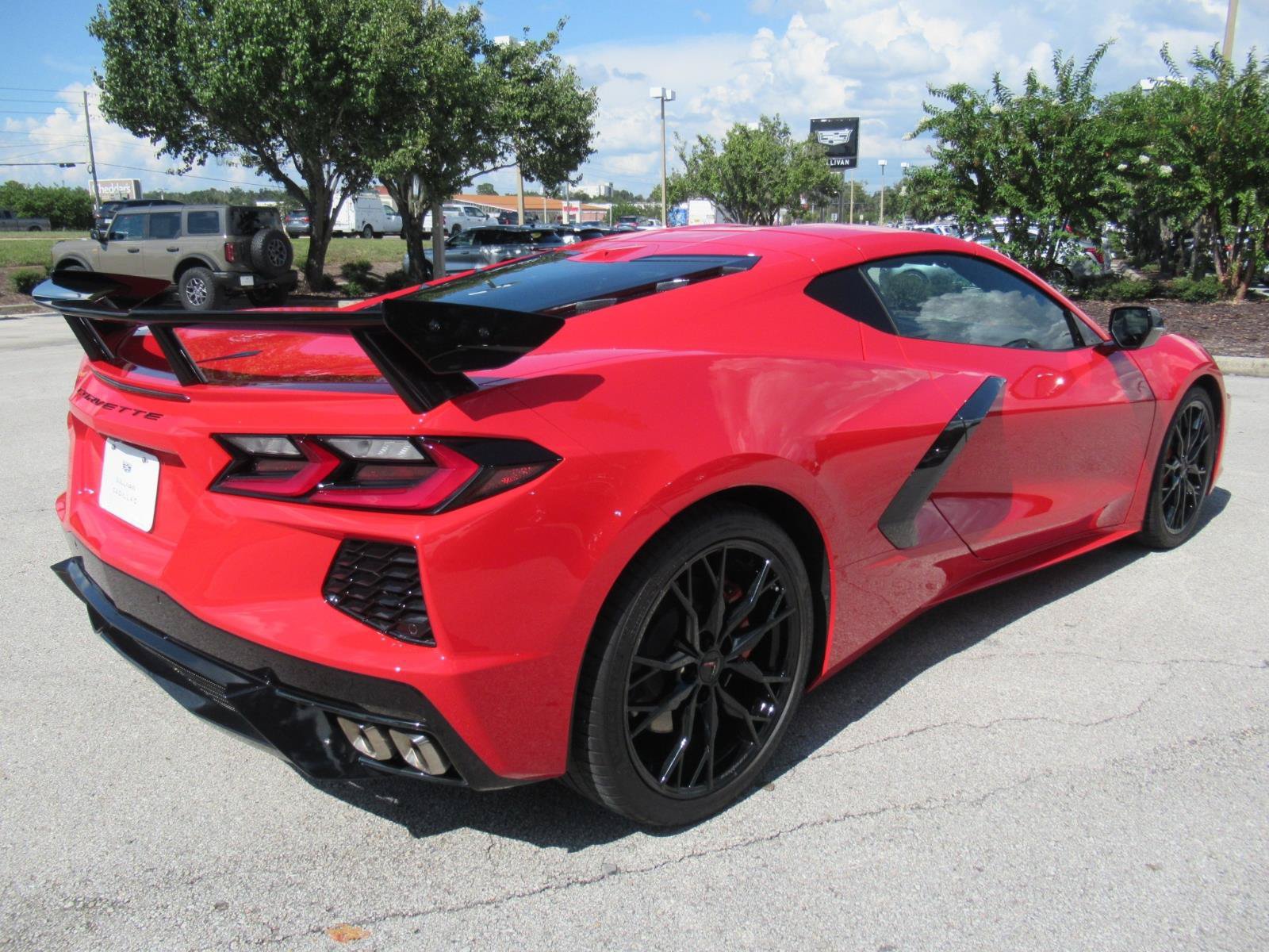 Used 2024 Chevrolet Corvette Stingray Preferred Cpe w/ Stealth Interior Trim Package RWD image 6