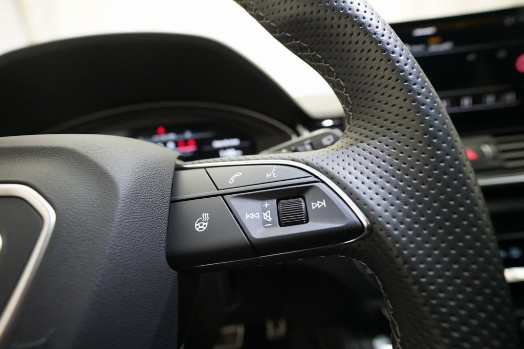 Used 2023 Audi SQ5 Premium Plus w/ Premium Plus Package image 19