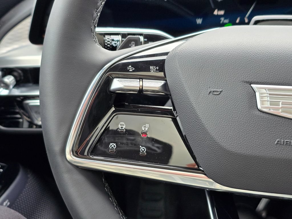 Used 2026 Cadillac Lyriq Premium Sport AWD/4WD image 30