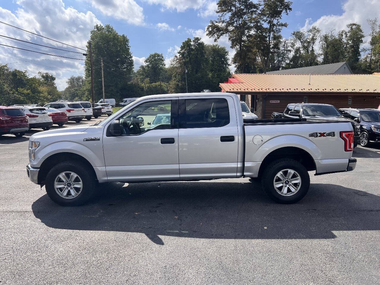 Used 2015 Ford F150 XLT AWD/4WD image 8