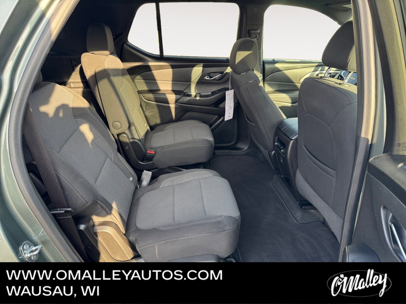 Used 2022 Chevrolet Traverse LT image 13