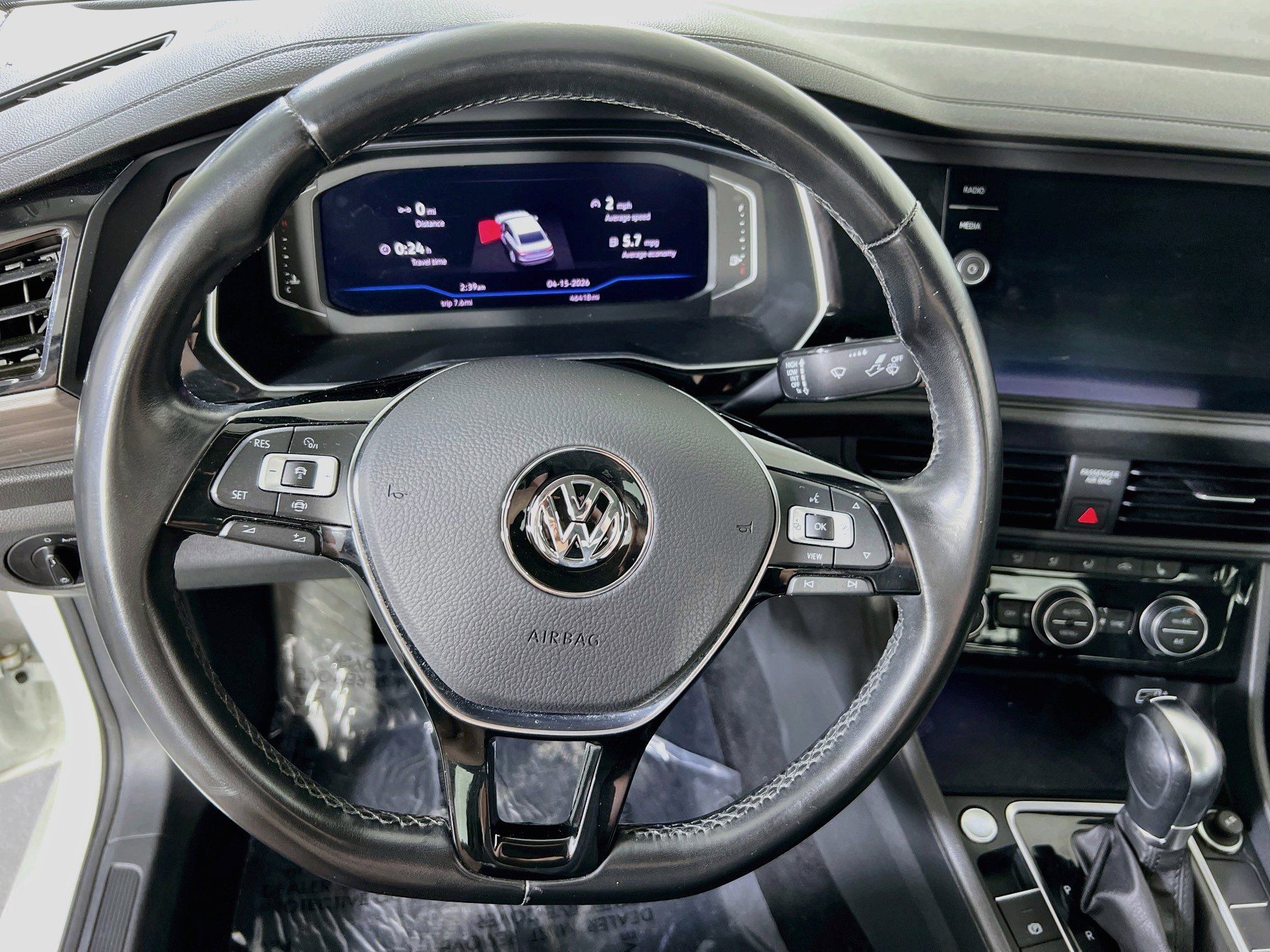 Used 2019 Volkswagen Jetta SEL image 11