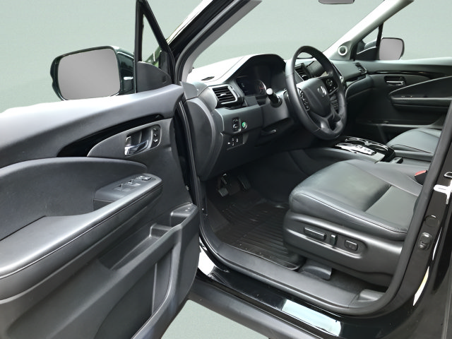 Used 2022 Honda Pilot Touring image 10