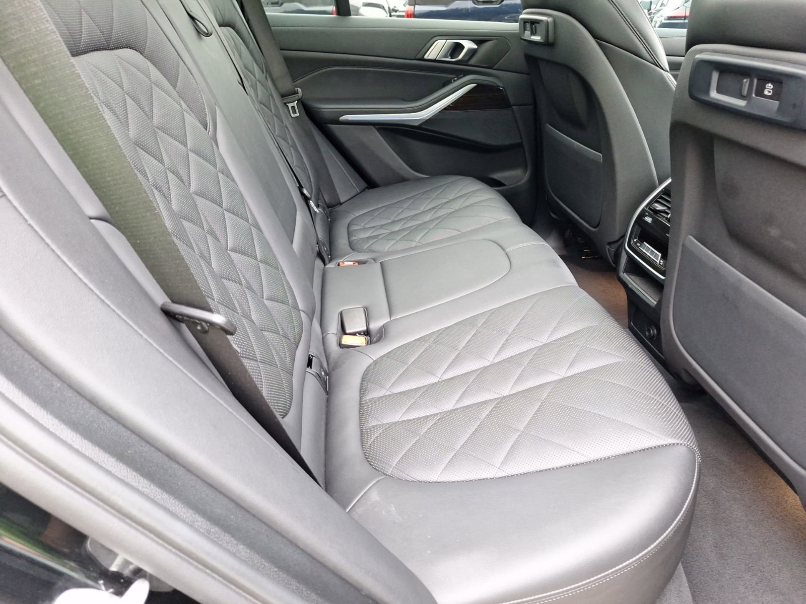 Used 2023 BMW X5 xDrive45e AWD/4WD image 36