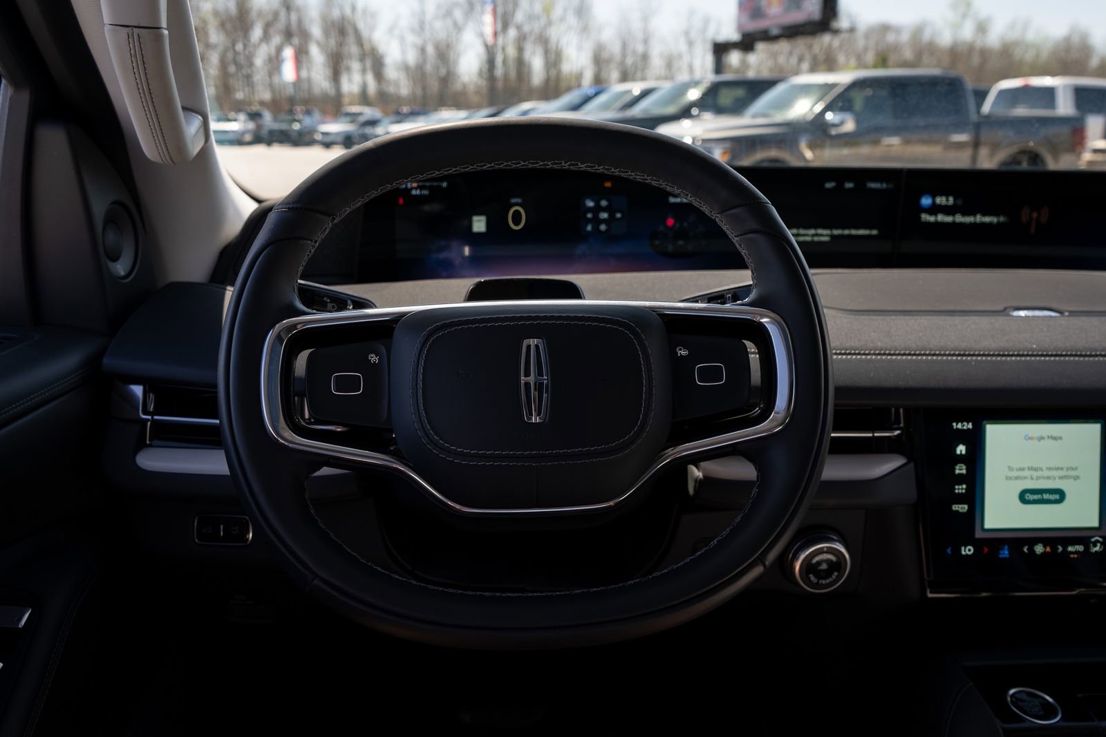 Used 2025 Lincoln Navigator L Reserve AWD/4WD image 52