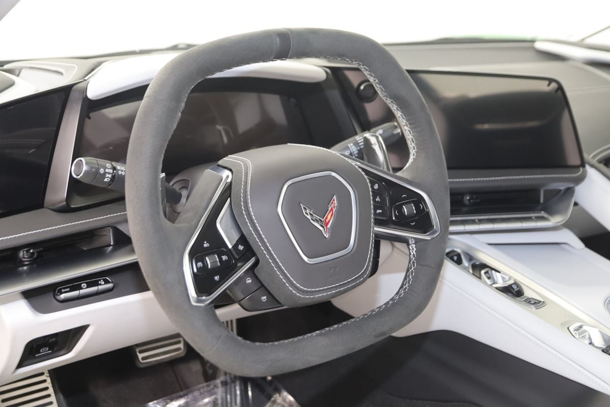 Used 2026 Chevrolet Corvette Stingray Premium Cpe w/ 3LT RWD image 7