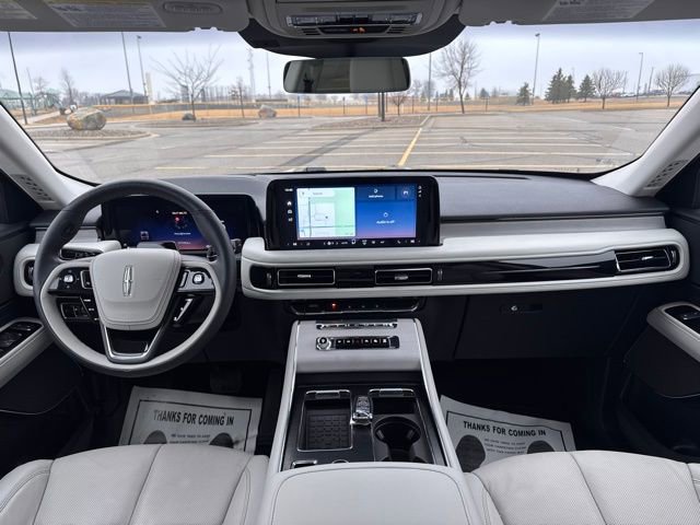 Used 2025 Lincoln Aviator Reserve w/ Illumination Package image 14