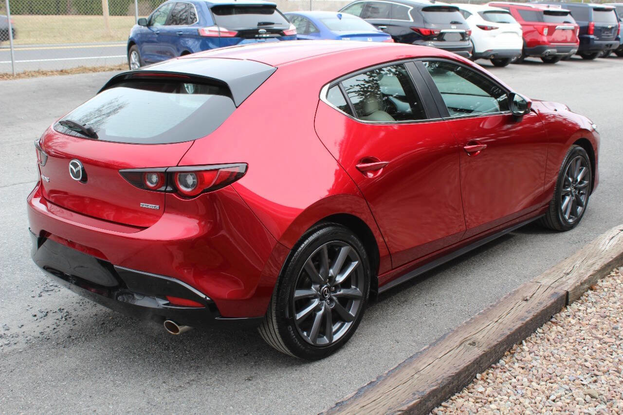 Used 2022 MAZDA MAZDA3 s FWD image 6