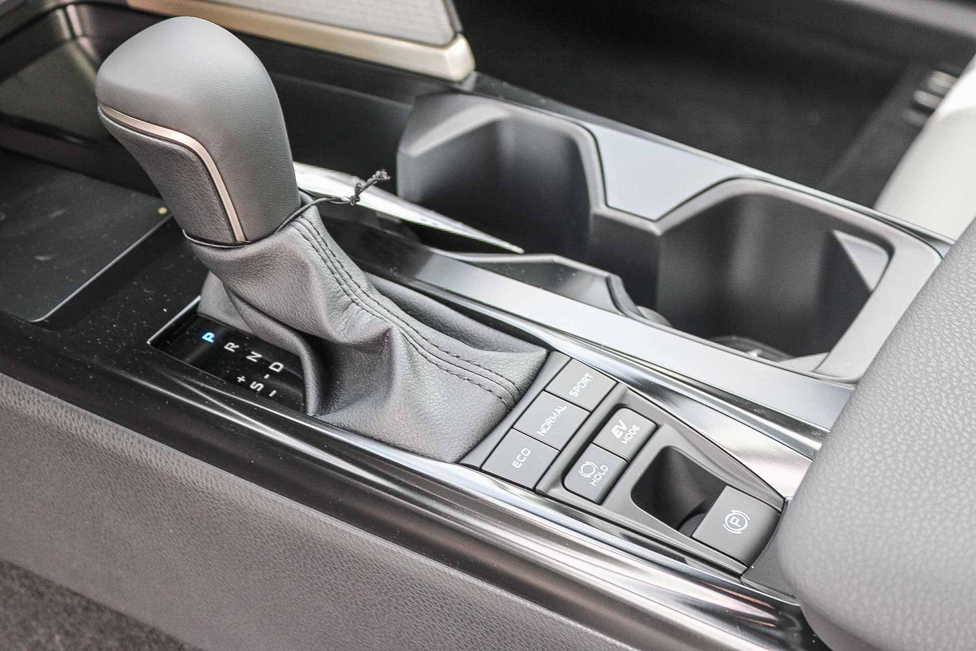 New 2026 Toyota Camry SE w/ Convenience Package FWD image 22