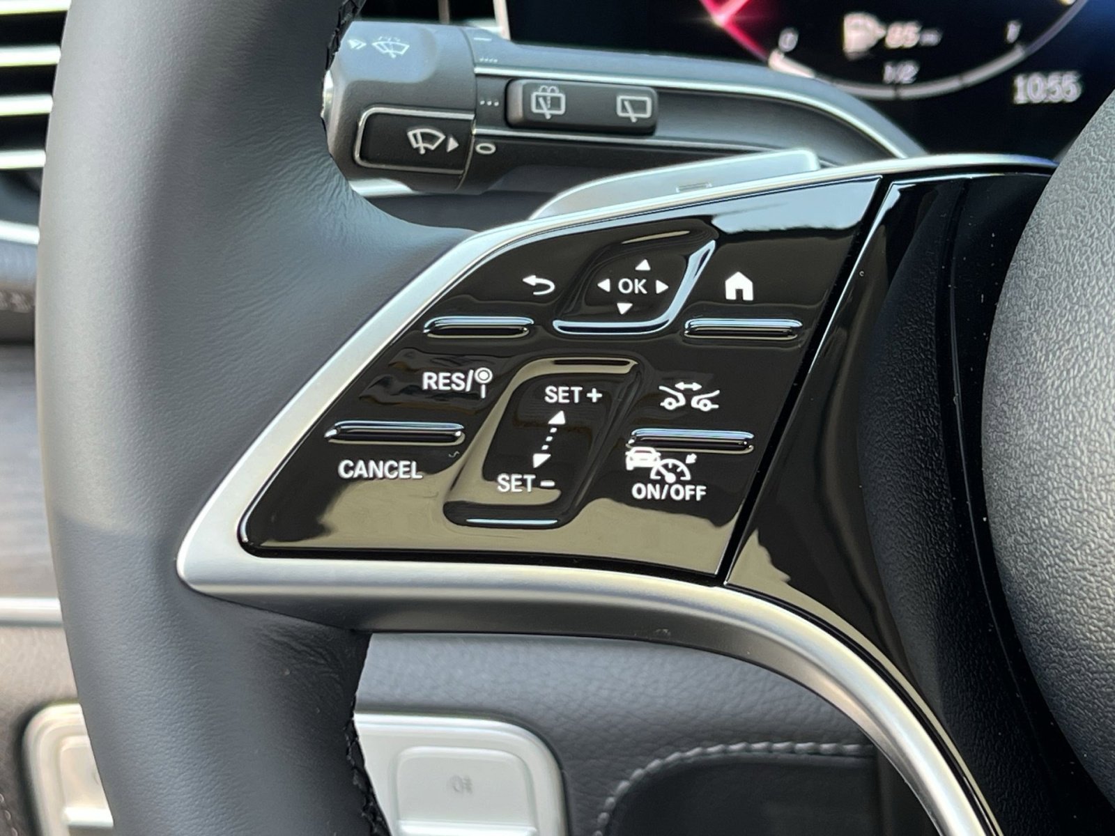 New 2025 Mercedes-Benz GLE 350 4MATIC image 30