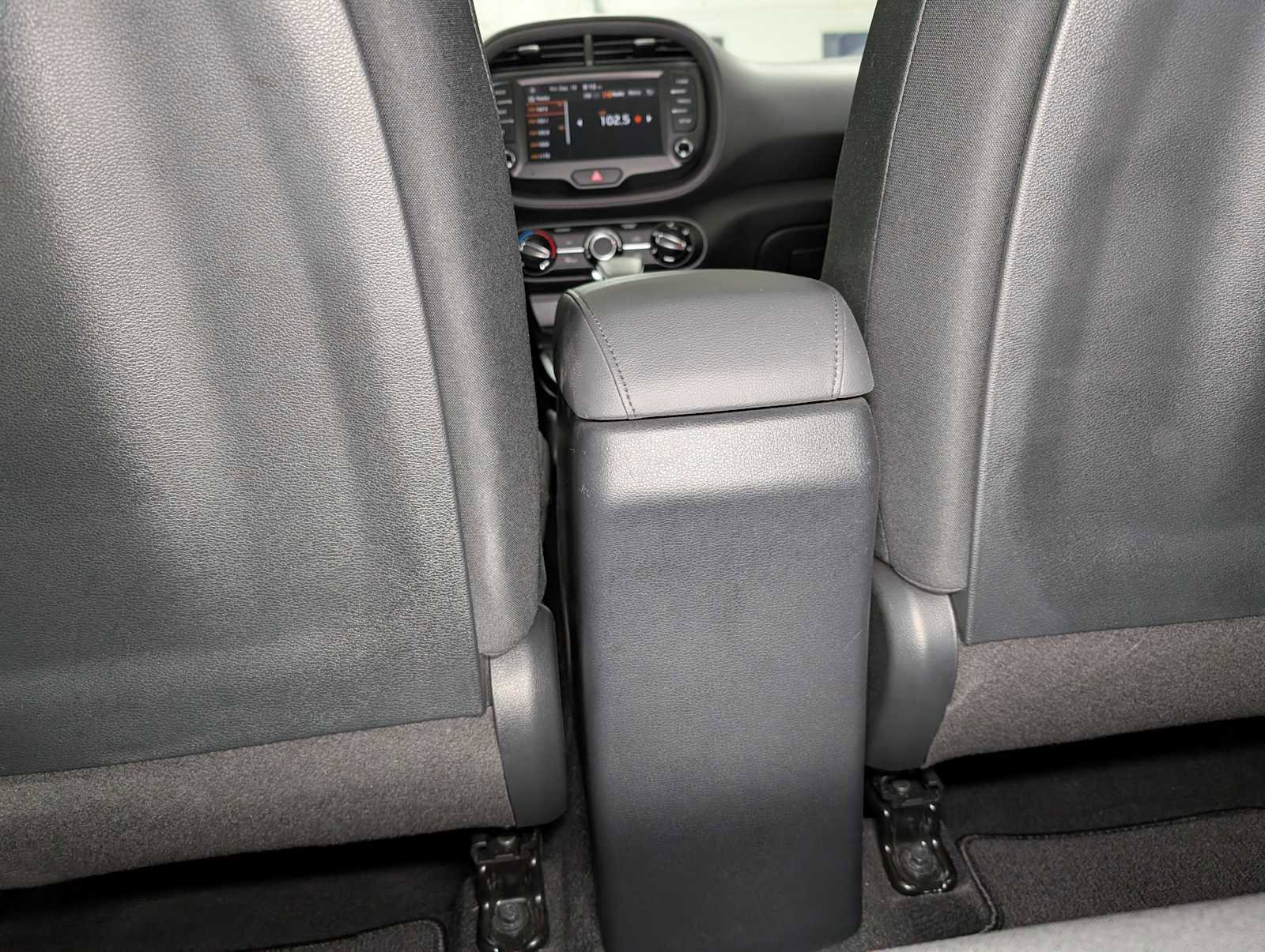 Certified 2023 Kia Soul LX image 21