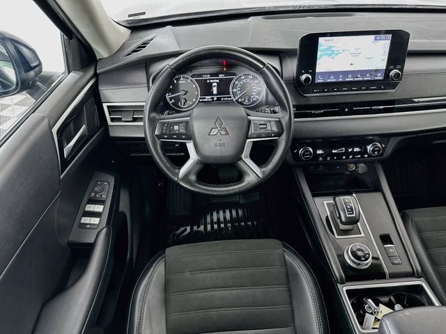 Used 2024 Mitsubishi Outlander SE AWD/4WD image 10