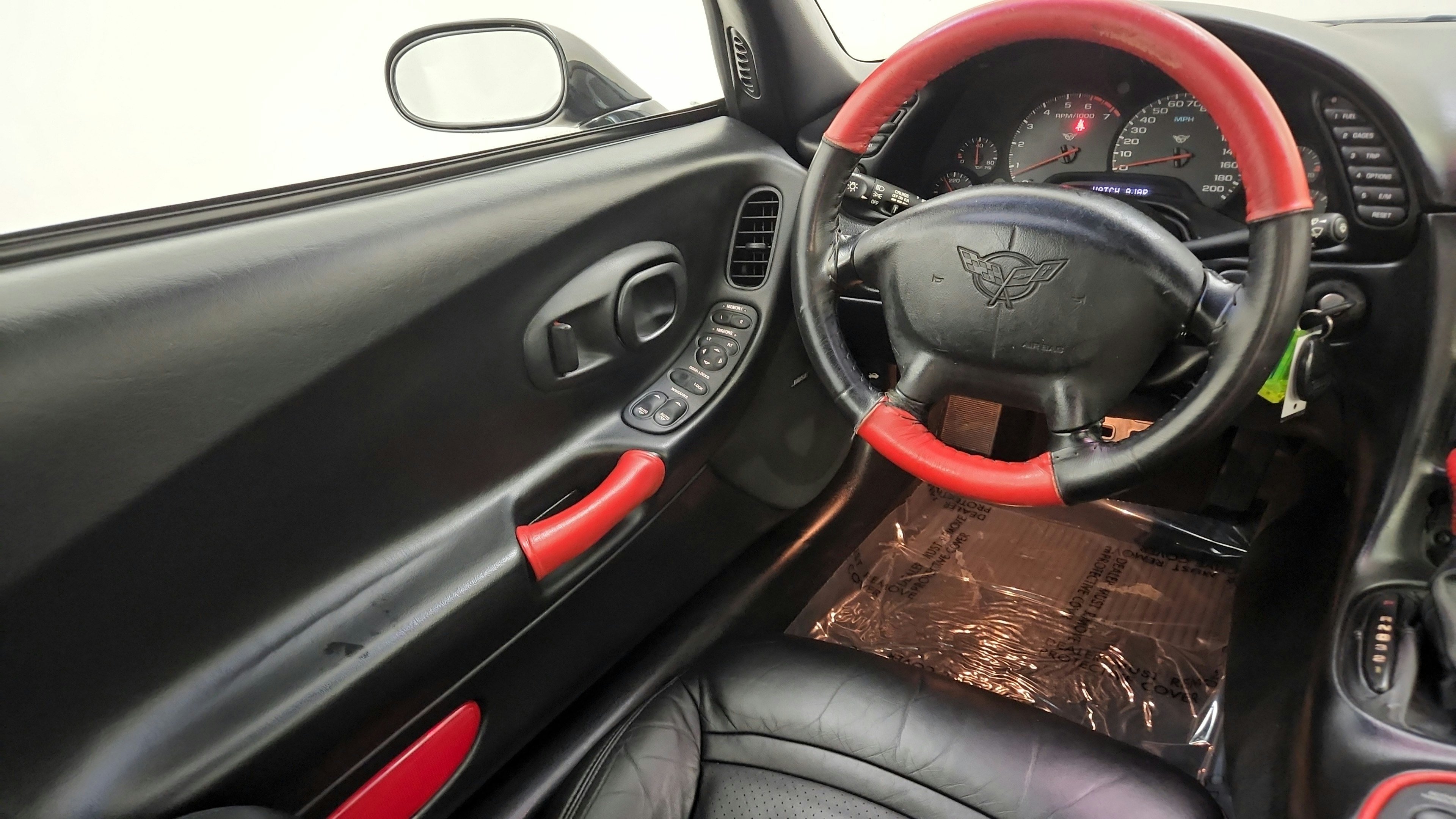 Used 2002 Chevrolet Corvette Coupe w/ Preferred Equipment Group2 RWD image 24