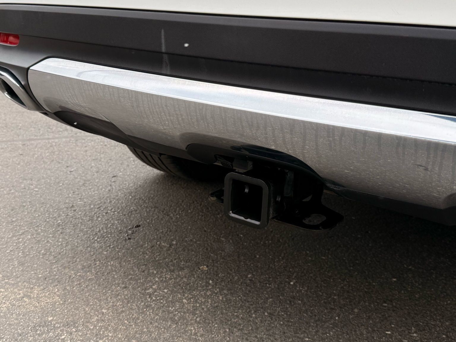 Used 2020 Mercedes-Benz GLE 350 4MATIC w/ Premium Package image 11