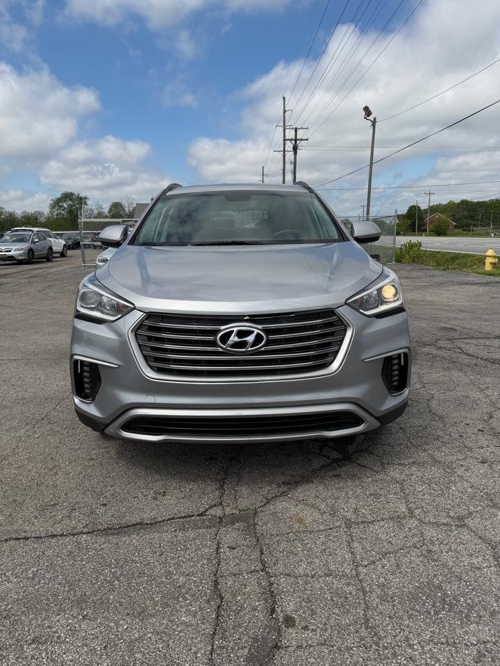 Used 2017 Hyundai Santa Fe SE AWD/4WD image 16