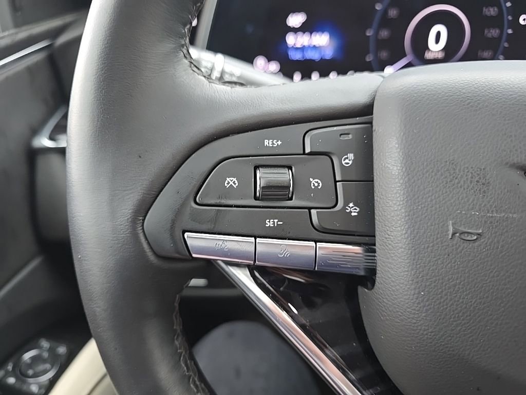 Used 2022 Cadillac Escalade ESV Sport w/ Touring Package AWD/4WD image 11