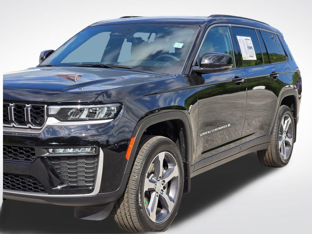 New 2026 Jeep Grand Cherokee L Limited w/ Trailer Tow Package AWD/4WD image 42