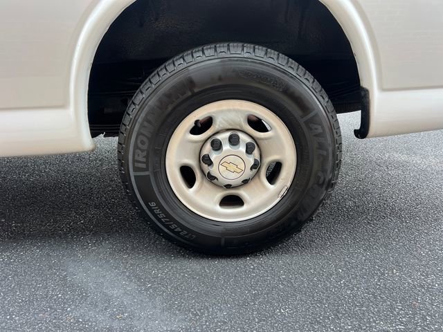 Used 2021 Chevrolet Express 2500 w/ Driver Convenience Package image 8
