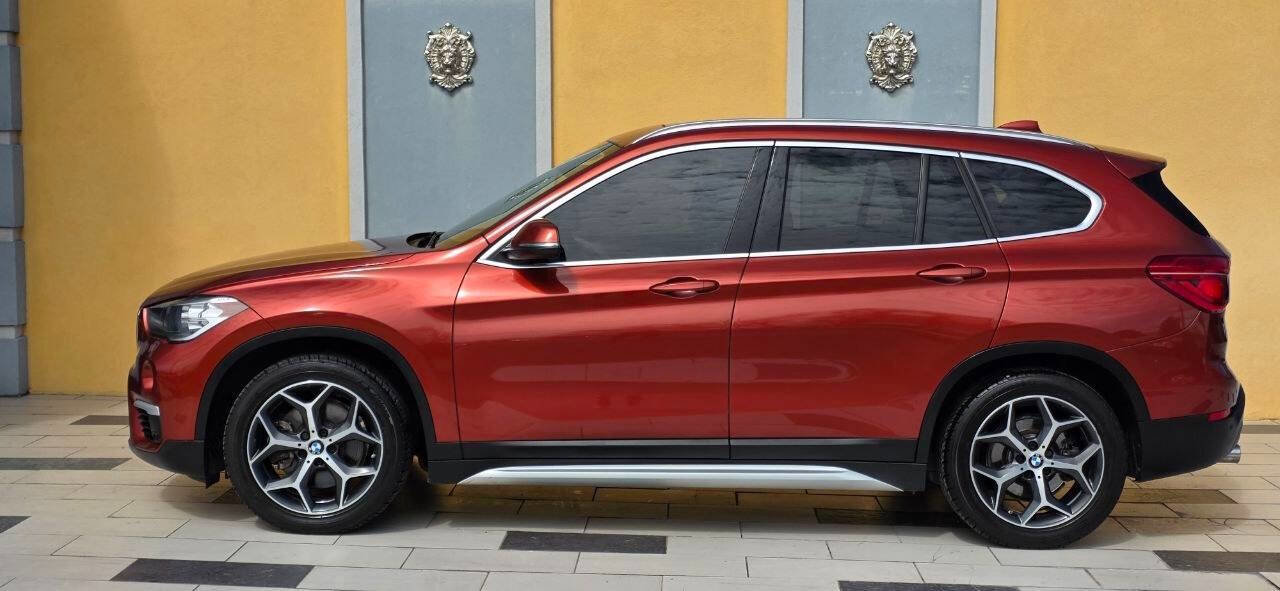 Used 2019 BMW X1 xDrive28i w/ Convenience Package AWD/4WD image 5