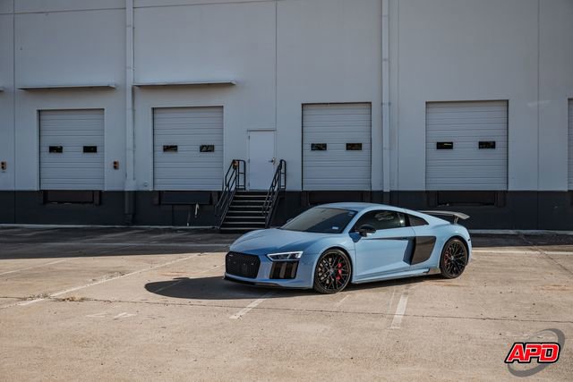 Used 2018 Audi R8 V10 w/ Premium Package image 43