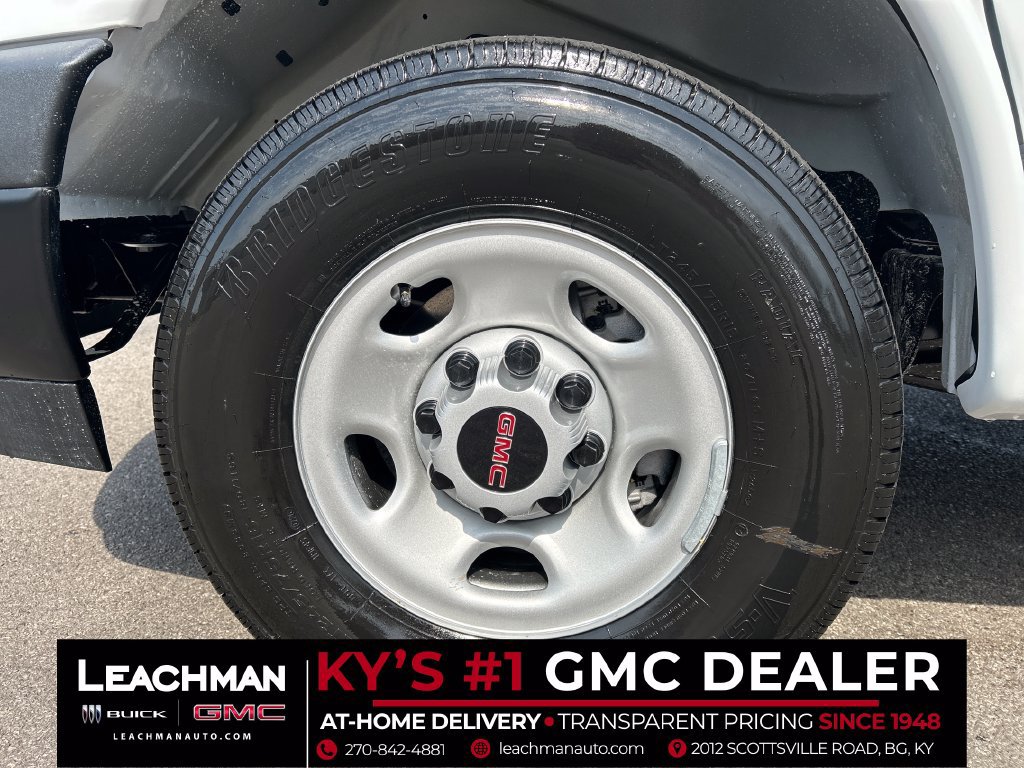 New 2026 GMC Savana 3500 Extended RWD image 22