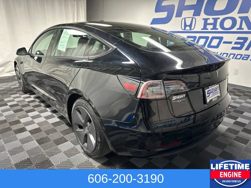 Used 2021 Tesla Model 3 Standard Range Plus RWD image 3