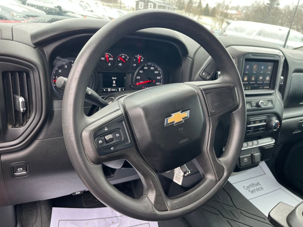 Used 2020 Chevrolet Silverado 2500 Custom w/ Custom Value Package image 10