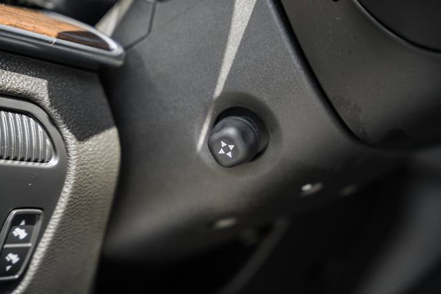 Used 2023 Jeep Grand Wagoneer 4WD w/ Flexible Seating Group image 50