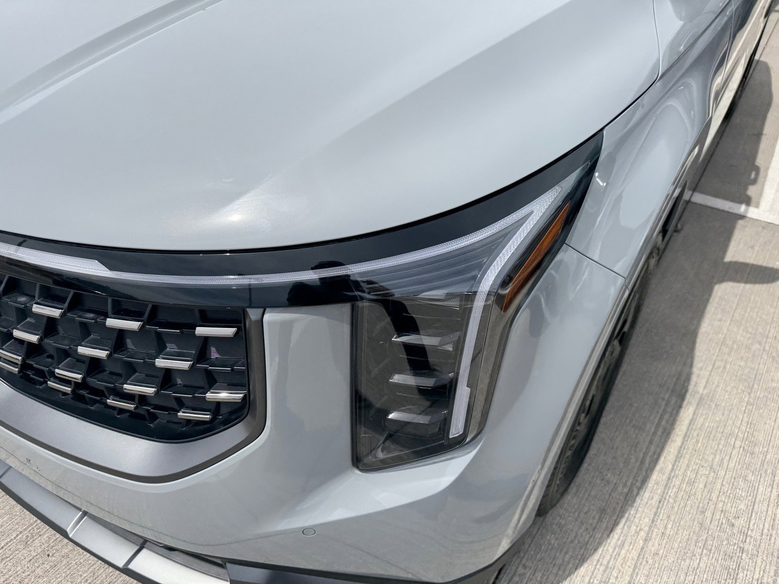 Certified 2026 Kia Carnival SX w/ SX Dark Edition Package image 6