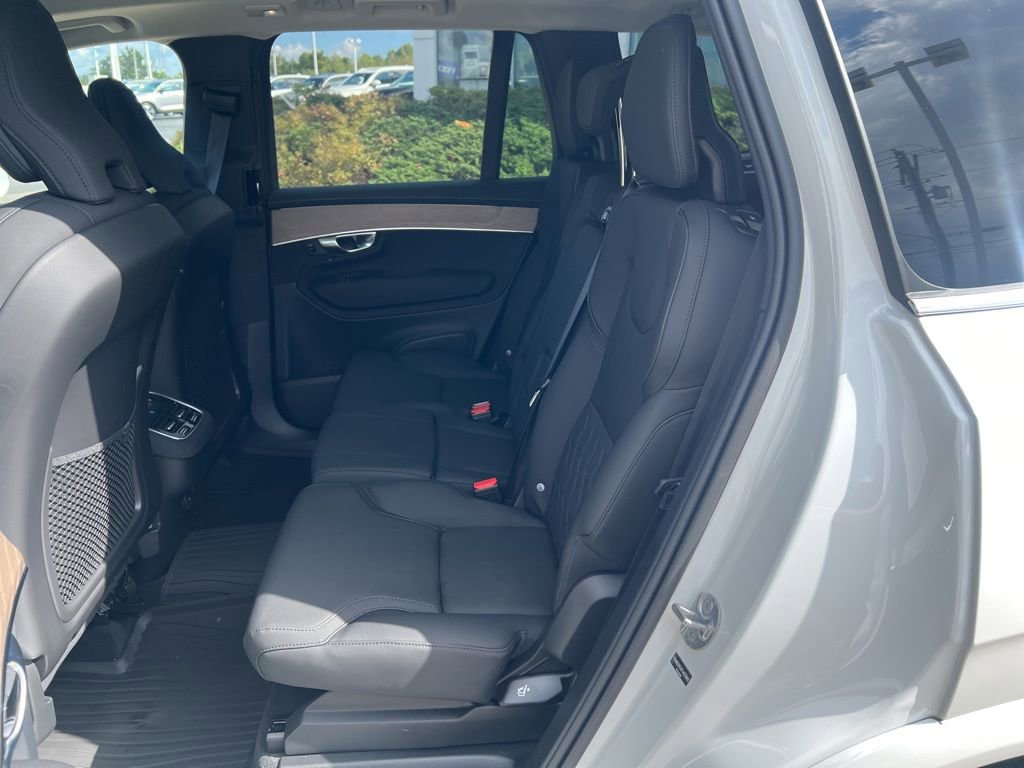 New 2026 Volvo XC90 B6 Plus w/ Protection Package Premier image 29