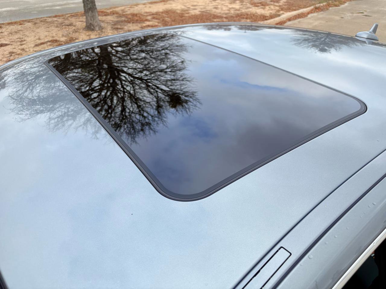 Used 2011 Mercedes-Benz E 350 Sedan image 34