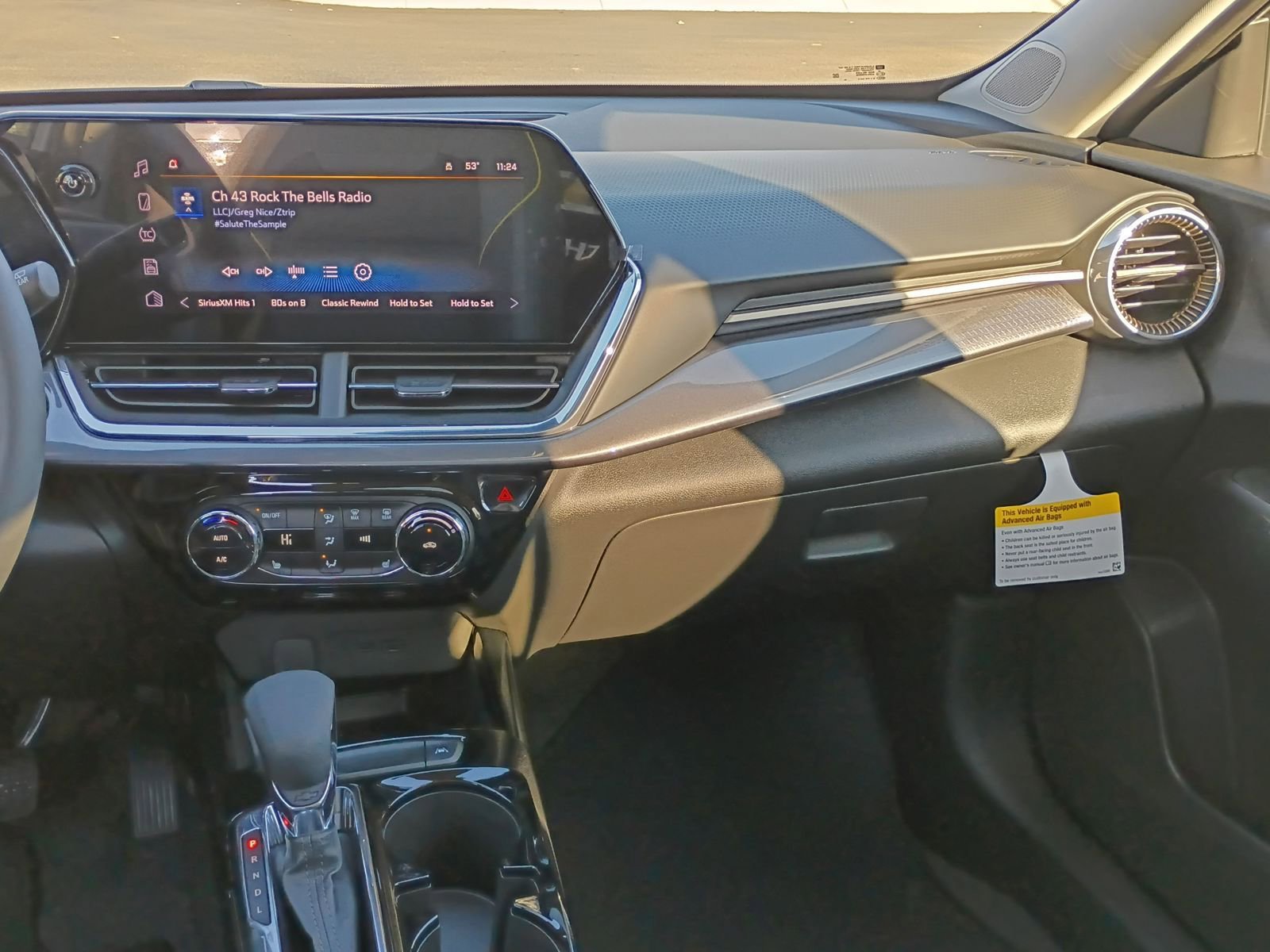 New 2026 Chevrolet Trax ACTIV w/ Sunroof Package image 26