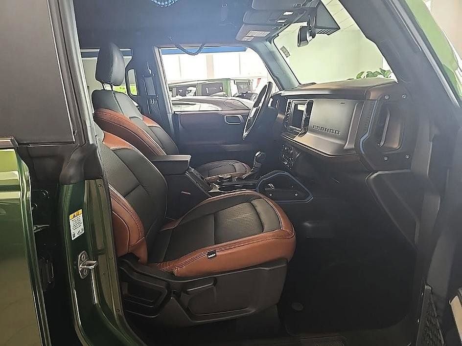 Used 2023 Ford Bronco Outer Banks AWD/4WD image 40