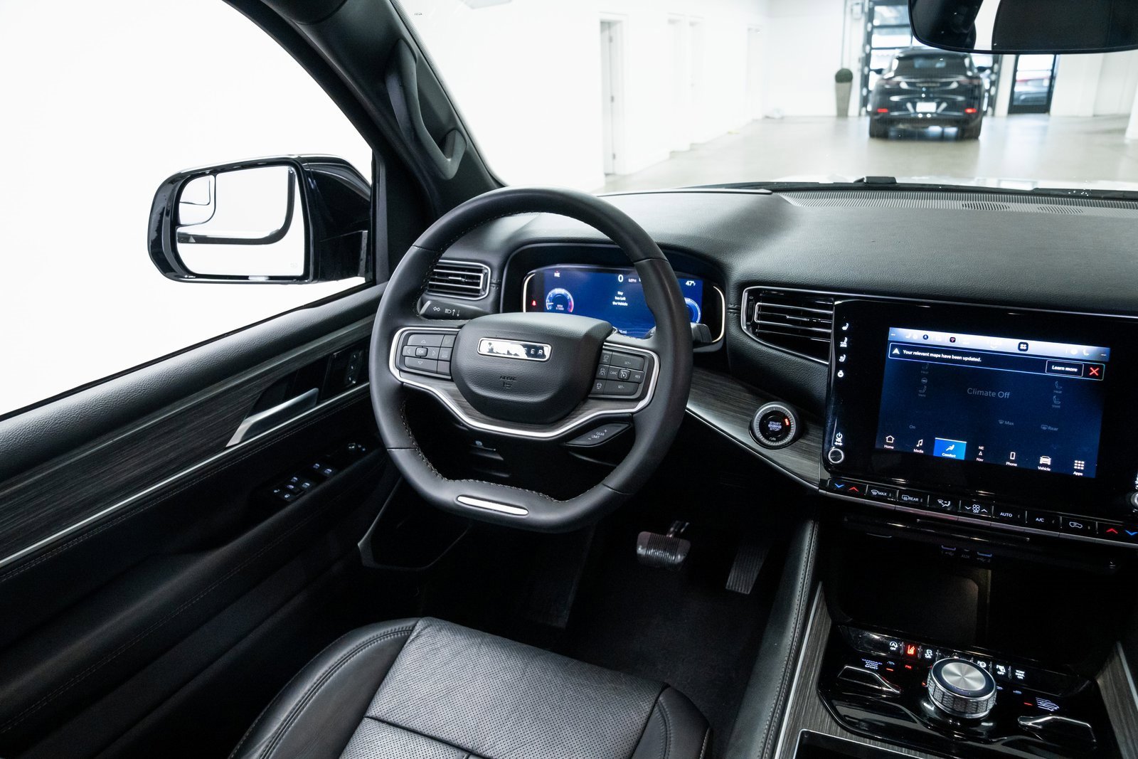 Used 2024 Jeep Wagoneer Series II w/ Convenience Group I image 10