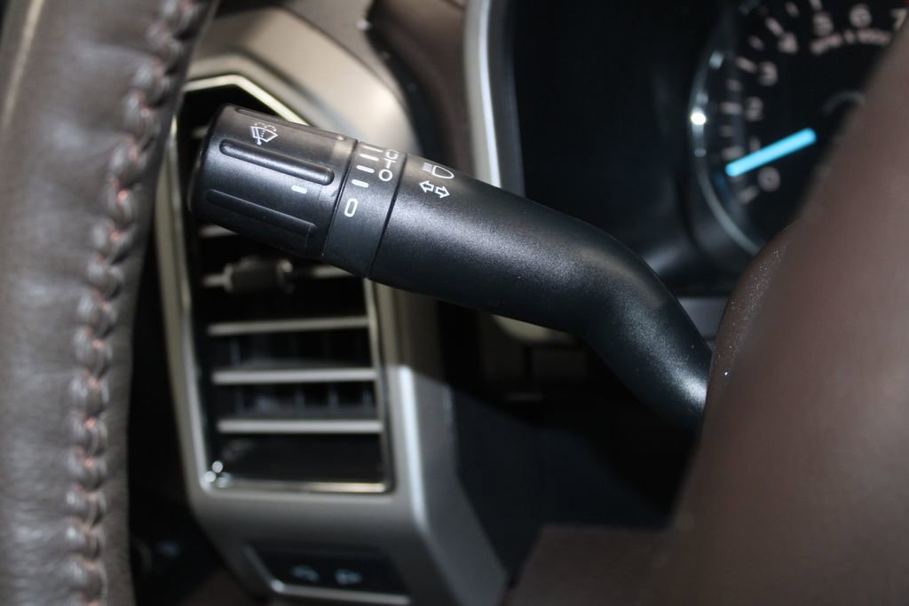 Used 2018 Ford F150 King Ranch w/ Equipment Group 601A Luxury image 39