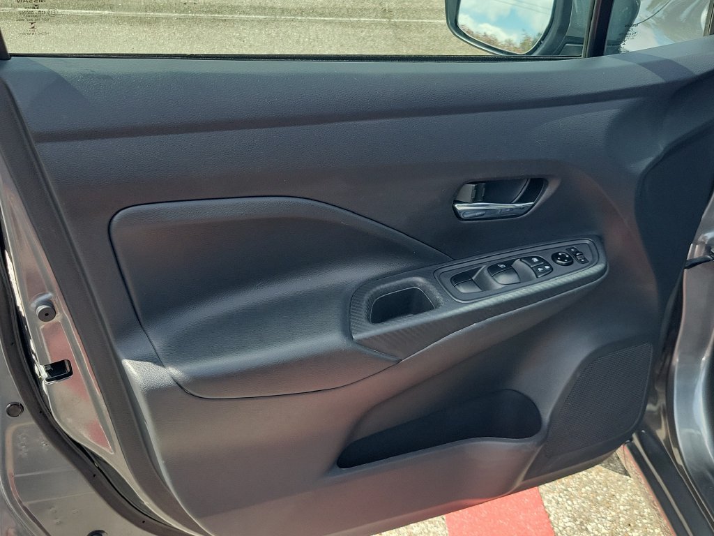 Certified 2025 Nissan Versa SV FWD image 13