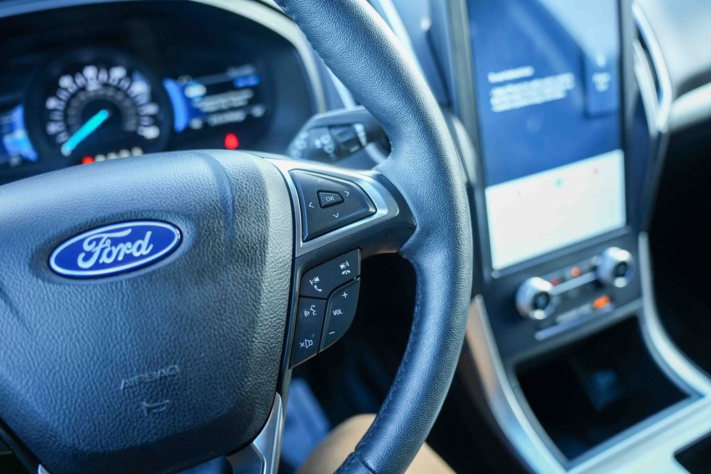 Used 2024 Ford Edge SEL w/ Convenience Package image 35