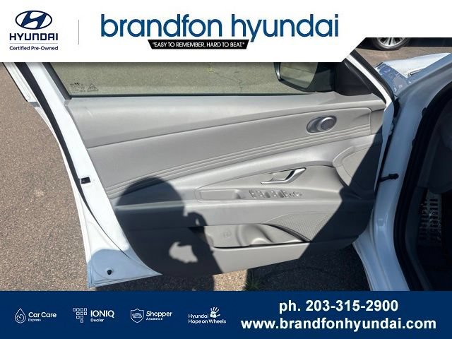 Certified 2026 Hyundai Elantra Sport FWD image 11