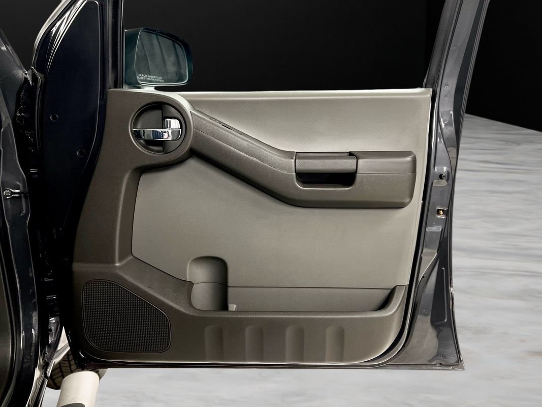 Used 2013 Nissan Xterra S RWD image 27