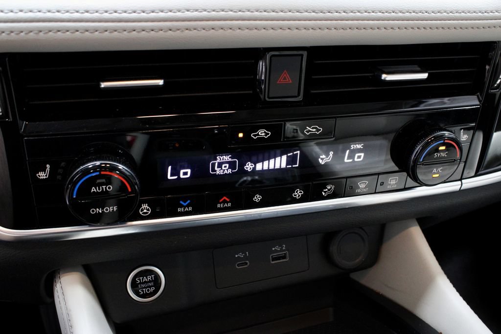 Certified 2023 Nissan Rogue SL w/ SL Premium Package AWD/4WD image 36