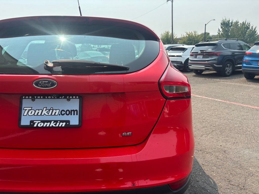 Used 2016 Ford Focus SE FWD image 6
