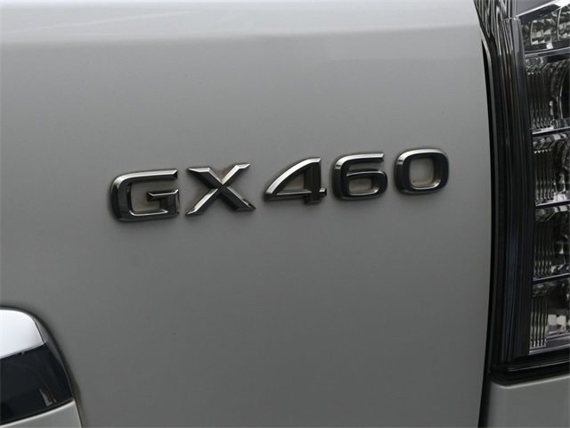 Used 2017 Lexus GX 460 image 16